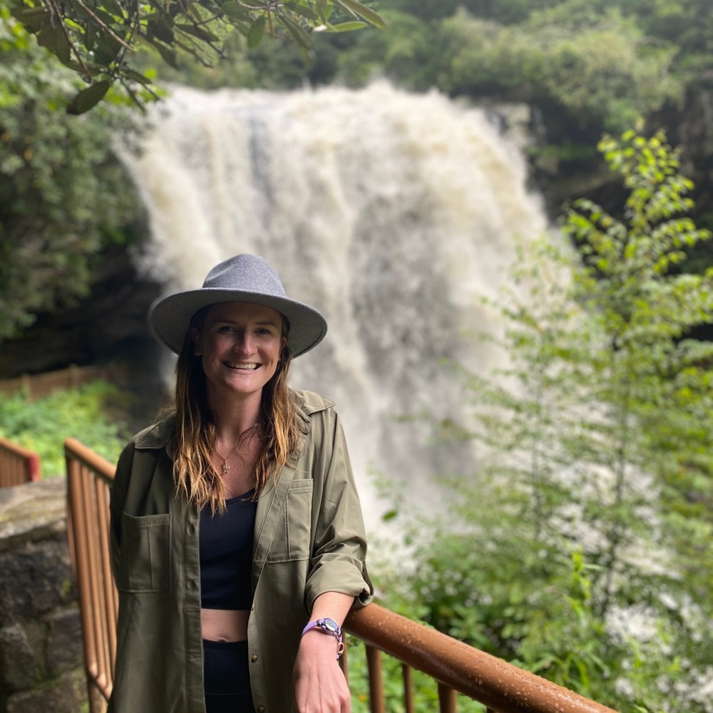 Meet your Posher, Abigail